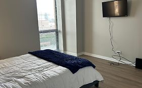 Cozy1 Bdrm Apartment Located In The Heart Of Downtown Oak Park By Glow & Explore